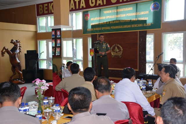 Korem Salatiga Bantu Atasi Banjir Diwilayahnya